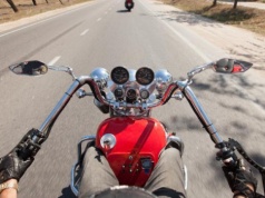 Motocyklowy boom w Polsce. Czy początek 2026 roku przyniósł historyczne rekordy?