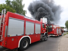 Koszalin: po nocnym pożarze hostelu 17 osób zakwaterowano w szkolnym schronisku