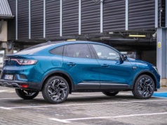 Wszystkie promocje Renault. Renault 5 już od 484 zł miesięcznie, Arkana z rabatem 20.000 zł