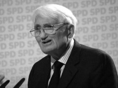 Jürgen Habermas nie żyje. Żałoba po "sumieniu Niemiec" będzie długa i głęboka