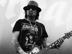 Phil Campbell nie żyje. Miał dopiero 64 lata