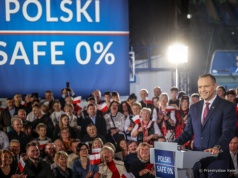 Rzecznik rządu: Nie zajmiemy się prezydenckim projektem dot. SAFE. "Jest o niczym"