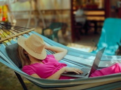 „Miękki” dzień pracy. Jak pracować i zarazem leniuchować?