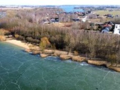 Chełmża rusza z inwestycjami nad jeziorem. Podpisano pierwsze umowy warte blisko milion złotych