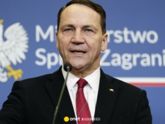 Radosław Sikorski pokazał paski z Republiki. "Obłąkani"