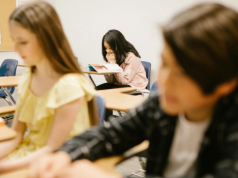 Najpopularniejsze metody ściągania w szkole. Kreatywność uczniów nie zna granic