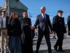 Marsz Pamięci przeszedł przez Kraków. "Aby ekstremizm i fanatyzm trafiły na śmietnik historii"