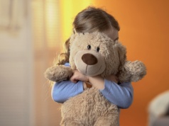 Jaka piecza zastępcza w Warszawie? Ruszyły konsultacje programu