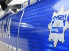 Kompletnie pijana 21-latka wjechała autem w płot