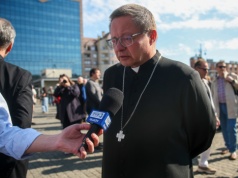 Kard. Grzegorz Ryś na Marszu Pamięci: wobec Zagłady nie można pozostać obojętnym