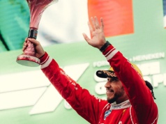 Pierwsze podium Hamiltona w Ferrari. Scuderia wraca z Chin z mocnym wynikiem
