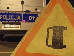 Wypadek na ekspresówce z Lublina do Piask. Na miejscu pracują służby ratunkowe