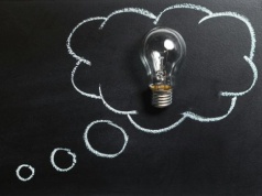 Czy AI i cyfryzacja uratują wzrost gospodarczy i produktywność pracy?