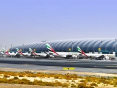 Uderzenie drona i pożar. Zakłócenia na lotnisku w Dubaju