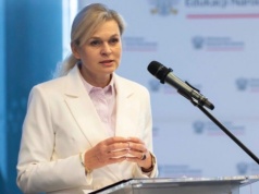 Nauczyciele chcą pieniędzy za udział w szkolnych wycieczkach. MEN zaproponował dodatek