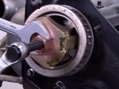 Wymiana rozrządu w silniku Forda 1.8 TDCI – na co zwracać uwagę?