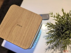 Recenzja Epson EF-72 – projektora 4K z Google TV i dźwiękiem Bose. Idealne centrum rozrywki do salonu?