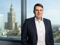 Kędzierski rezygnuje z prezesa EMP tuż przed wyborem strategicznego partnera