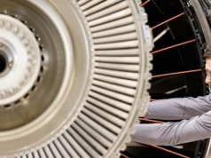 GE Aerospace zainwestuje miliard USD w produkcję w USA