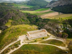 Zorganizują festiwal w wiekowej świątyni. To nie będzie cicha impreza