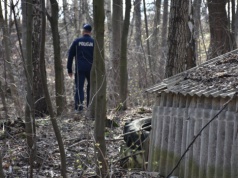 Zaginął w styczniu, odnalazł się w leśnej ziemiance. Niezwykły finał poszukiwań 37-latka