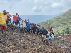 Powódź zabiła co najmniej 80 osób. Kraj wprowadził żałobę narodową
