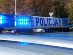 Wjechał na chodnik i potrącił pieszego. Ranny 33-latek w szpitalu