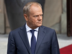 Propagandowe wrzutki Tuska o polexicie. Szef KPRP odpowiada