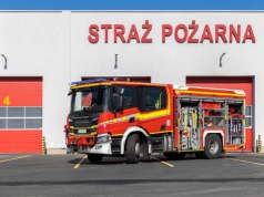 Lotniskowi strażacy z Jasionki mają nowy samochód. Kosztował 3 mln zł