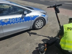 Policja z Ciechanowa kontrolowała użytkowników hulajnóg. Zatrzymała czterech 12-latków