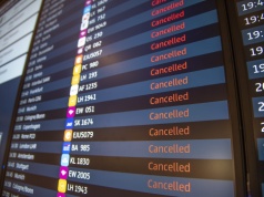 Pilny komunikat lotniska w Berlinie. Już w środę wszystkie loty odwołane!