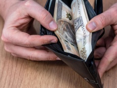 Jeden projekt i 5000 zł na koncie. Zarobki freelancerów