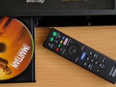 Prawda jest brutalna. Zamiast Netflixa, nawet młodzi wolą hit z lat 90.