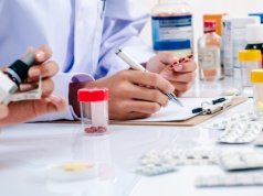 Pilny komunikat GIF: kolejny lek wycofany. Nieszczelne kapsułki groźne dla pacjentów