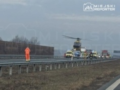 Zablokowana A2 w kierunku Siedlec po porannym wypadku. Lądował śmigłowiec LPR