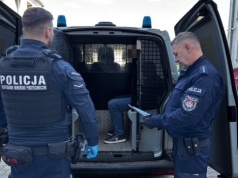 Kraśnik: policjanci zatrzymali 37-latka poszukiwanego nakazem doprowadzenia
