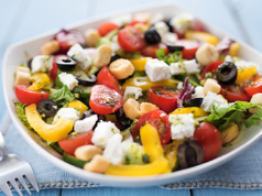 Ukryta moc diety śródziemnomorskiej: Ryby, owoce i rezygnacja z napojów gazowanych kluczem do zapobiegania nowotworom jelita grubego