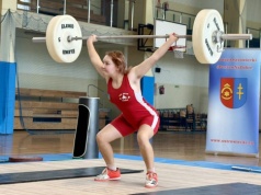 Gryf Kunów szuka nowych talentów. Trwa nabór do sekcji podnoszenia ciężarów