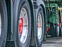 Największe wyzwania w transporcie ponadgabarytowym i dlaczego doświadczenie operatora ma kluczowe znaczenie