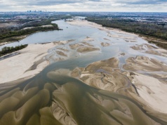 Najgroźniejsza susza to ta, której nie widać. Interdyscyplinarne badania naukowców z UW