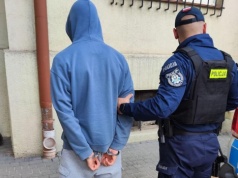 Brutalny atak pod szkołą w Rzeszowie. 17-latek zatrzymany za pobicie 16-latka