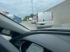 Czekali trzy godziny w kolejce do PSZOK. Następnym razem wybiorą las