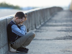 13-letni Janek trafia na Andrew Tate’a. Tak zaczyna się droga do radykalizmu