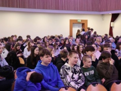 „Opowiem Ci o Sprawiedliwych” – niezwykła lekcja historii i wartości w Trzcianie