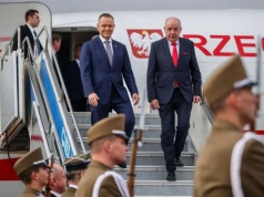 Prezydent Nawrocki rozpoczął wizytę na Węgrzech. ZOBACZ ZDJĘCIA