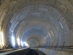 Zbudują najdłuższy tunel kolejowy świata. Ponad 120 km długości