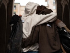 Afera metkowa 2.0? Burza w sieci wokół marki znanego influencera