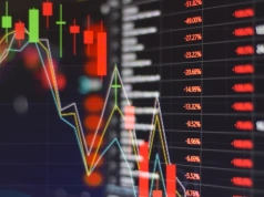 Inwestorzy sprzedają złoto, by zdobyć gotówkę. Srebro jeszcze słabsze