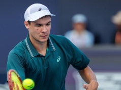 Miłe złego początki. Majchrzak odpadł z turnieju w Miami