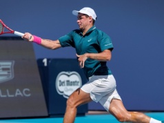 Majchrzak żegna się z turniejem w Miami. Polak odpadł po emocjonującym meczu